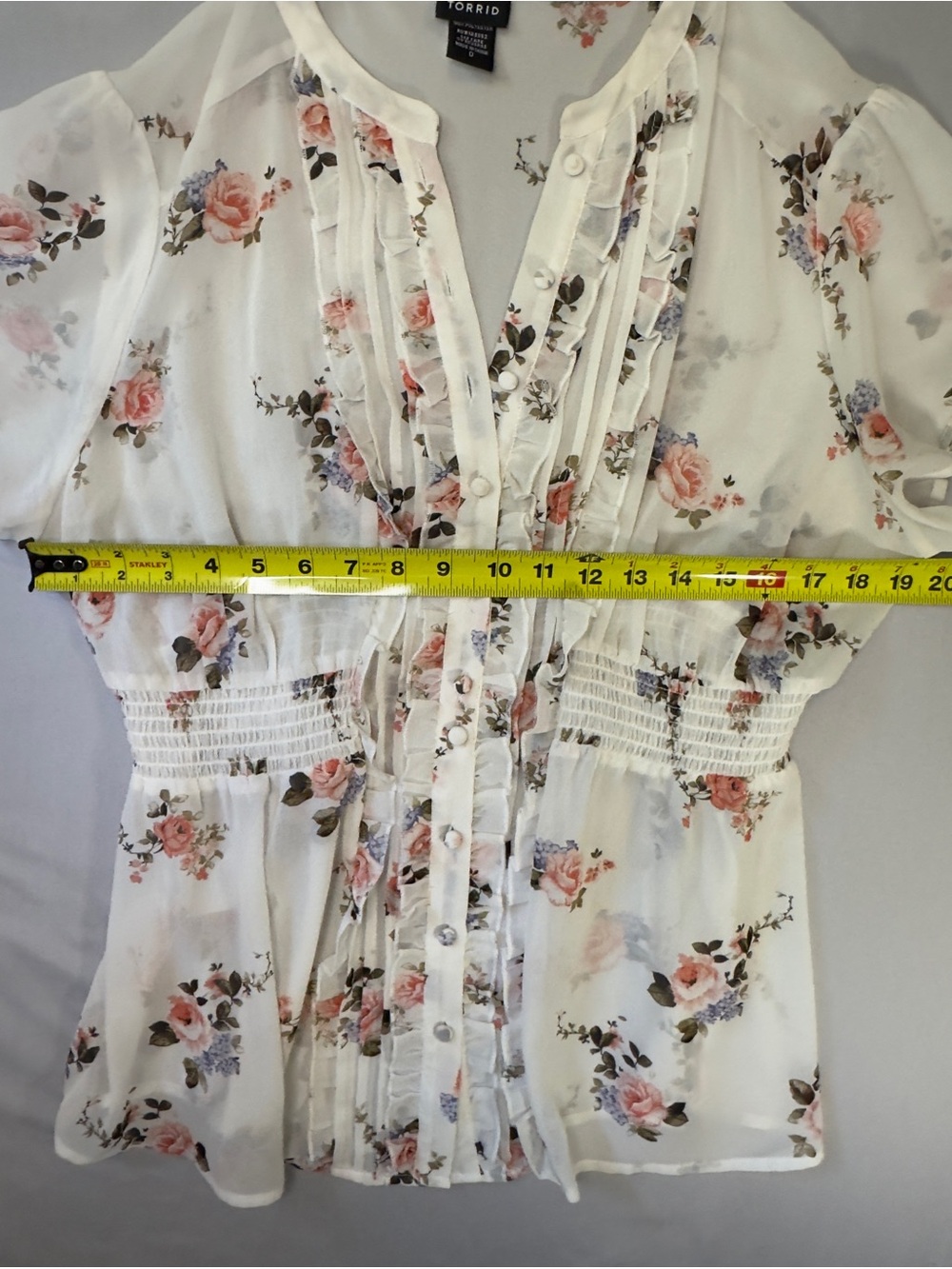 torrid Sheer White Floral Ruffle-Front Smocked Blouse, size 0 standard L or 12 - Picture 7 of 7